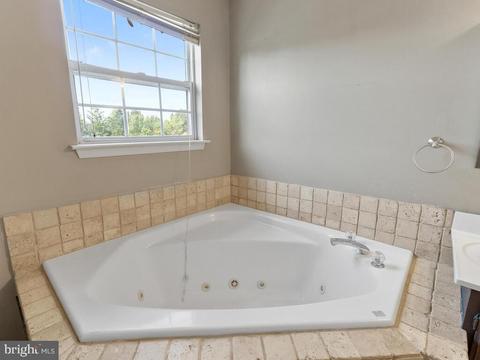6326 Towncrest Ct, Frederick, MD 21703 photo 19