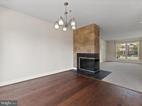 6326 Towncrest Ct, Frederick, MD 21703 photo 7