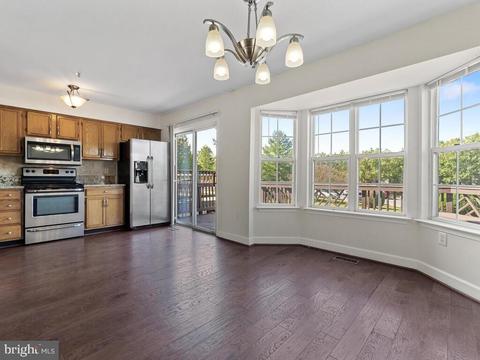 6326 Towncrest Ct, Frederick, MD 21703 photo 8