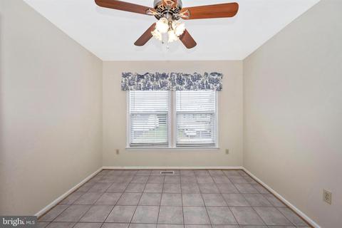 809 Aztec Dr, Frederick, MD 21701 photo 10