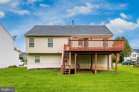 809 Aztec Dr, Frederick, MD 21701 photo 4
