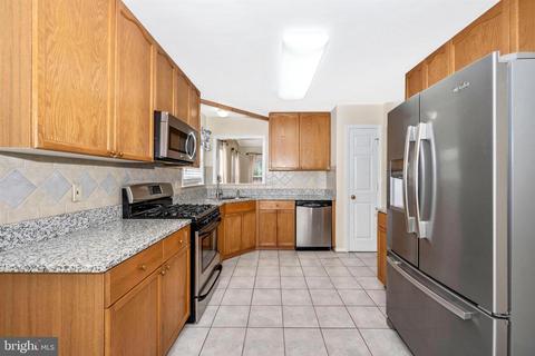 809 Aztec Dr, Frederick, MD 21701 photo 14
