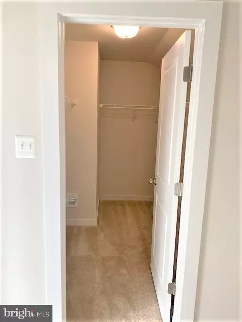 2008 Foster Way, Frederick, MD 21702 photo 9