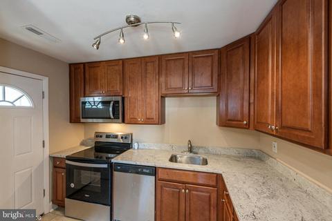 424 Carrollton Dr, Frederick, MD 21701 photo 6