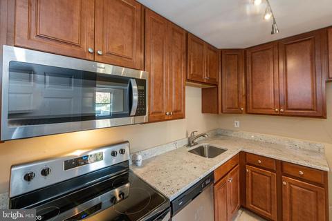 424 Carrollton Dr, Frederick, MD 21701 photo 5