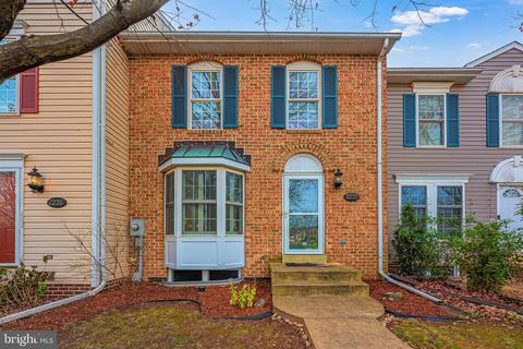2237 Wetherburne Way, Frederick, MD 21702 photo 2
