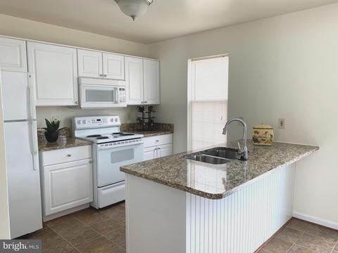 2240 Wetherburne Way, Frederick, MD 21702 photo 5