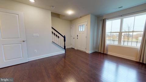 645 E Church St, Frederick, MD 21701 photo 4
