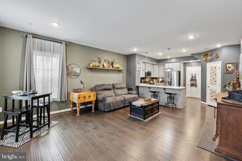 6469 Alan Linton Blvd E, Frederick, MD 21703 photo 2