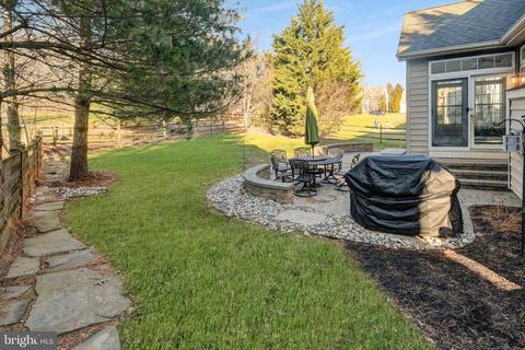 9104 Hendry Ter, Frederick, MD 21704 photo 27