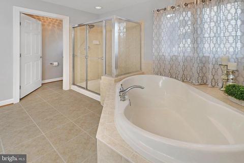 9104 Hendry Ter, Frederick, MD 21704 photo 17