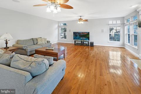 9104 Hendry Ter, Frederick, MD 21704 photo 6