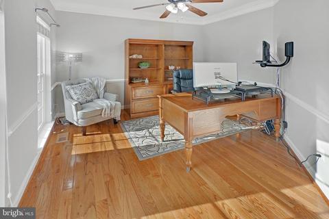 9104 Hendry Ter, Frederick, MD 21704 photo 7