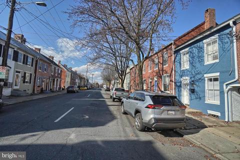 111 W 4th St, Frederick, MD 21701 photo 4