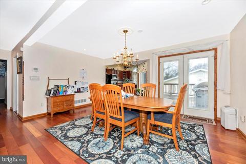 111 E H St, Brunswick, MD 21716 photo 7