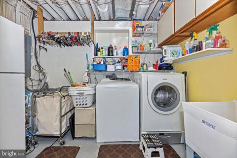111 E H St, Brunswick, MD 21716 photo 28