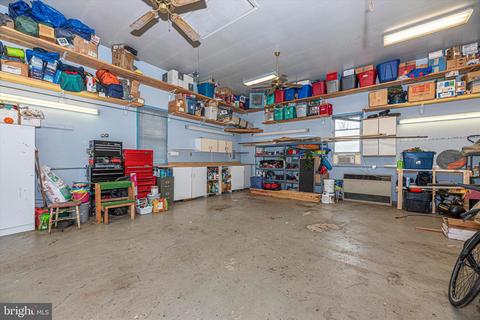 111 E H St, Brunswick, MD 21716 photo 32