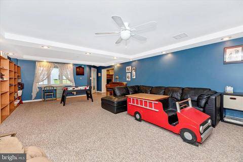 111 E H St, Brunswick, MD 21716 photo 23