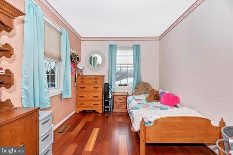 111 E H St, Brunswick, MD 21716 photo 16