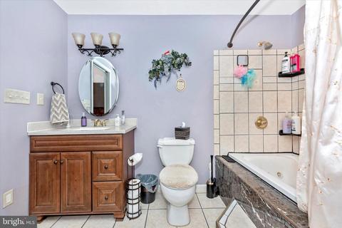 111 E H St, Brunswick, MD 21716 photo 14