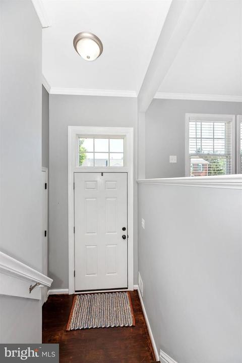 2401 Dunmore Ct, Frederick, MD 21702 photo 4