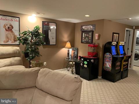 2411 Lakeside Dr, Frederick, MD 21702 photo 35