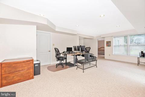 9054 Brookhaven Ct, Frederick, MD 21701 photo 42