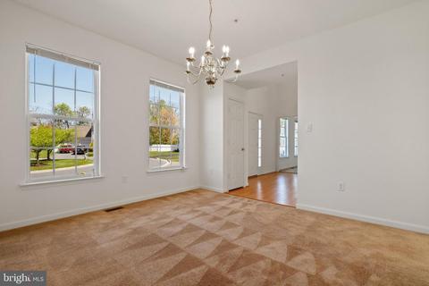 1026 Storrington Dr, Frederick, MD 21702 photo 9