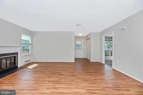 5822 Box Elder Ct, Frederick, MD 21703 photo 4
