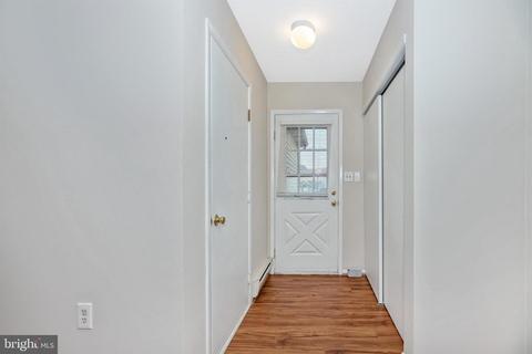 5822 Box Elder Ct, Frederick, MD 21703 photo 3