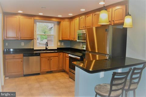 217 E 6th St, Frederick, MD 21701 photo 5