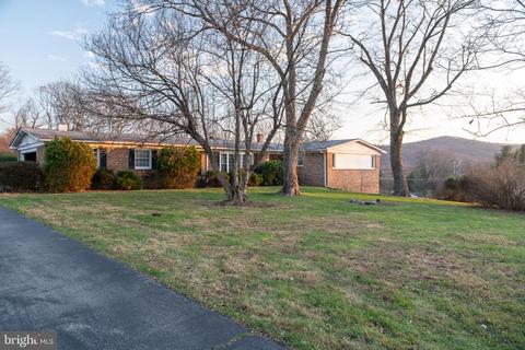 2777 Lynn St, Frederick, MD 21704 photo 3
