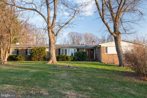 2777 Lynn St, Frederick, MD 21704 photo 1