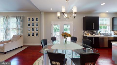 1910 Belford Ct, Frederick, MD 21702 photo 8
