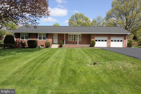 8103 Glendale Dr, Frederick, MD 21702 photo 2