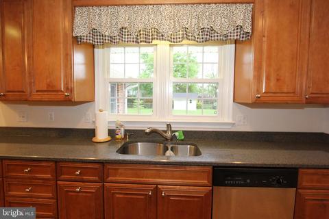 8103 Glendale Dr, Frederick, MD 21702 photo 9