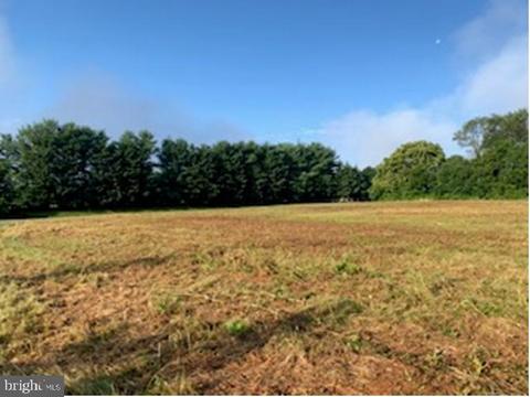 3820 Roundtree Rd, Jefferson, MD 21755 photo 1
