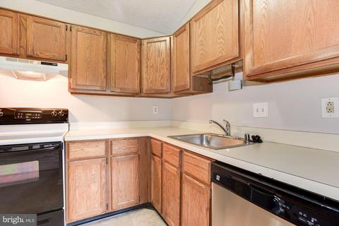 2149 Wainwright Ct #2D, Frederick, MD 21702 photo 5