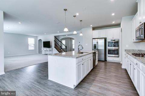 702 Potterfields Ct, Brunswick, MD 21716 photo 26