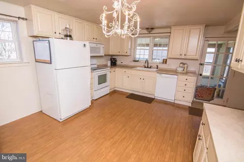196 Maynardier Ridge Rd, Bittinger, MD 21522 photo 10