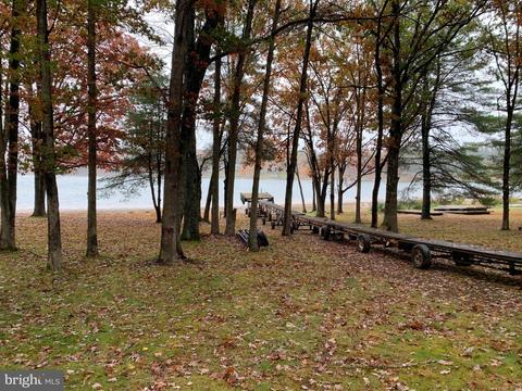 511 Crows Point Rd, Swanton, MD 21561 photo 1