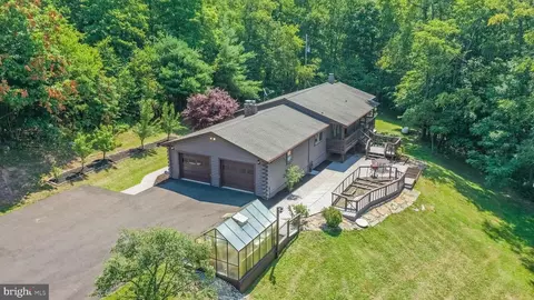 3902 Fairview Rd, Grantsville, MD 21536