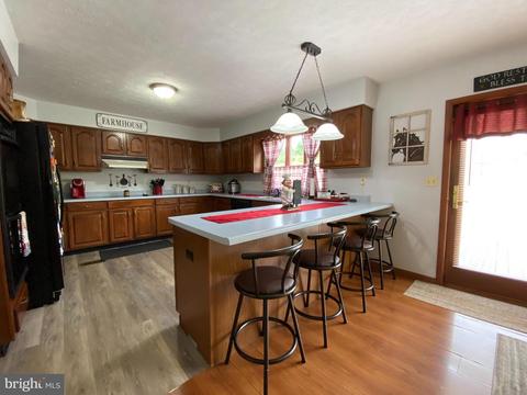219 Magruder Ln, Barton, MD 21521 photo 5