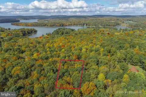 6 Green Glade Rd, Swanton, MD 21561