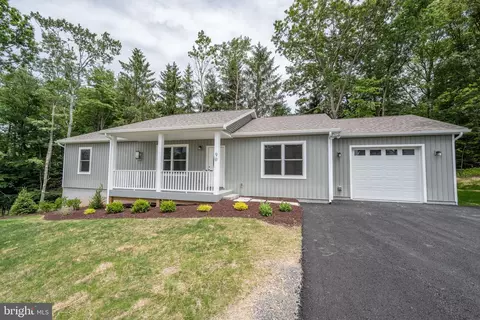 90 College Heights Ct, Mc Henry, MD 21541