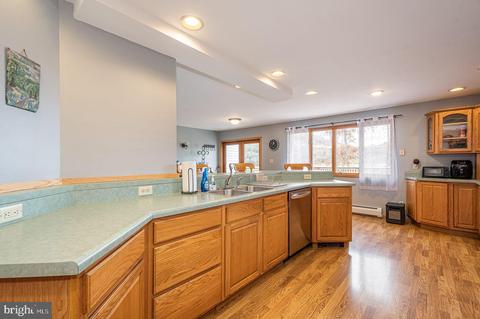 201 Crabtree Bottom Rd, Mc Henry, MD 21541 photo 13