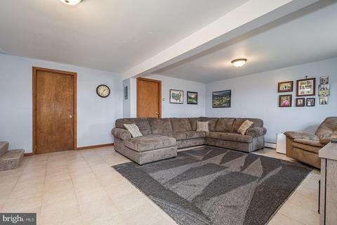 201 Crabtree Bottom Rd, Mc Henry, MD 21541 photo 17