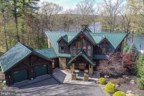 15 Acorn Ln, Swanton, MD 21561