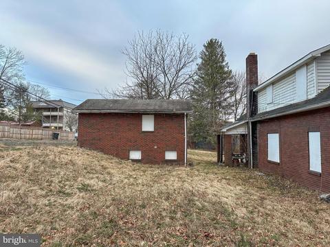 604 E Oak St, Oakland, MD 21550 photo 6