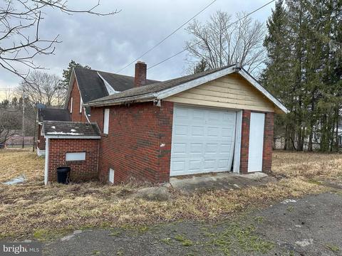 604 E Oak St, Oakland, MD 21550 photo 9